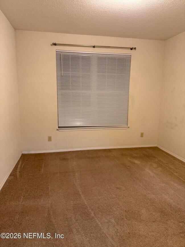 Building Photo - 13810 Sutton Park Dr N