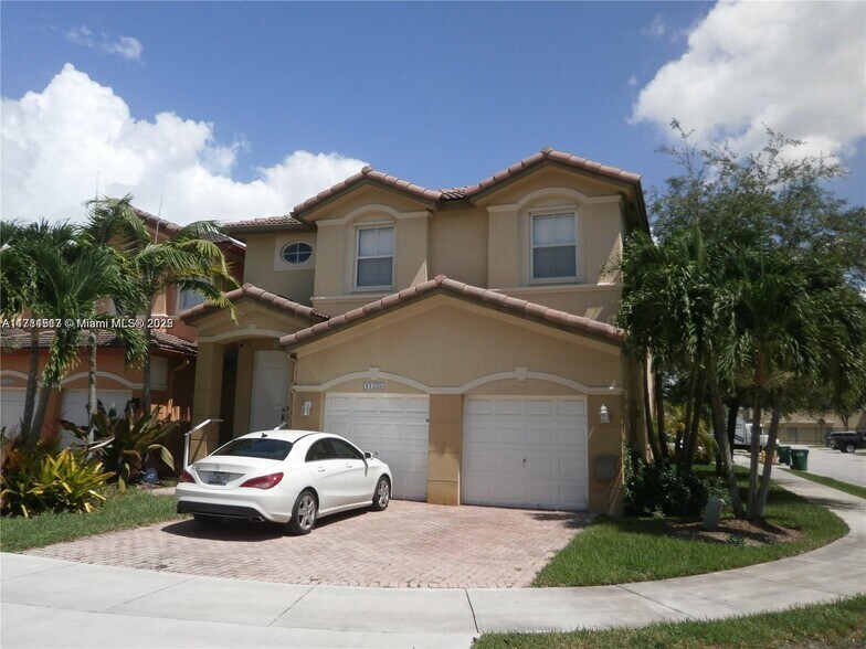 Primary Photo - 11359 NW 83rd Way
