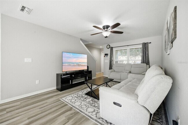 Building Photo - 9649 Tocobaga Pl