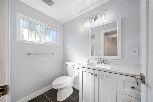 Building Photo - 2308 Cortez Ln