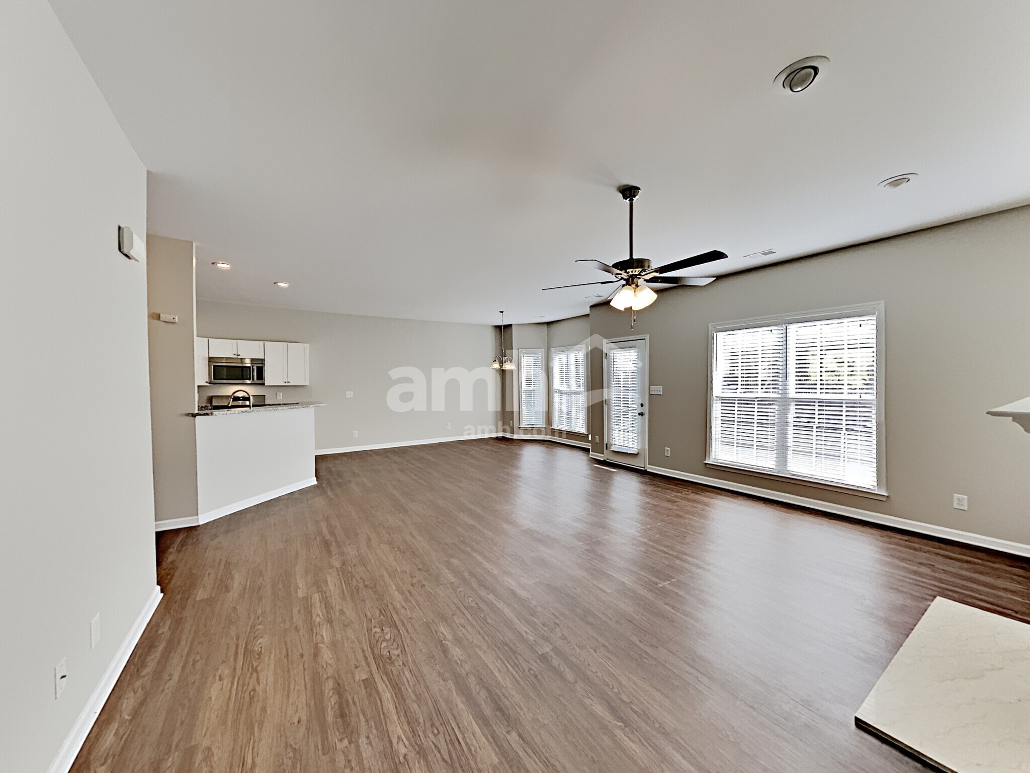 Building Photo - 222 Mott Rd