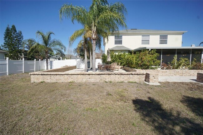 Building Photo - 10905 Capstan Lake Dr