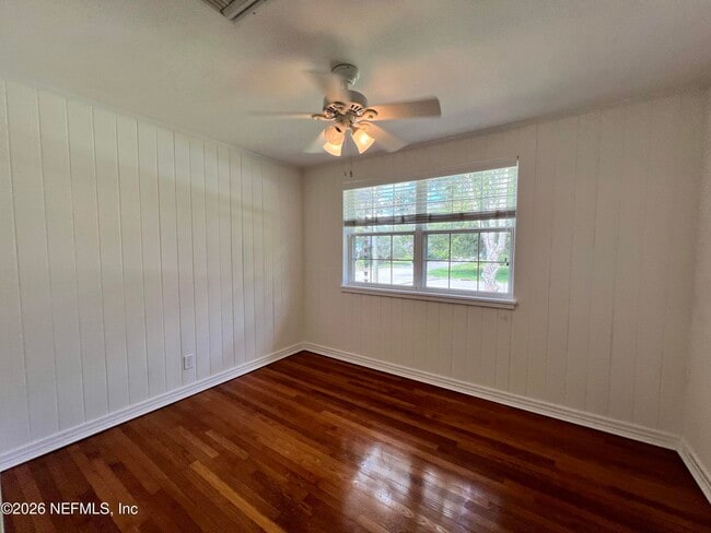 Building Photo - 1377 Tiber Ave