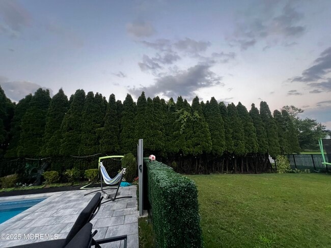 Building Photo - 799 Bowyer Ave