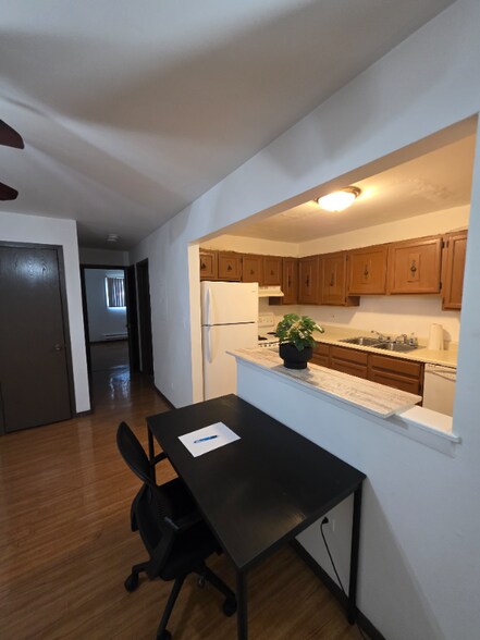 Building Photo - 1525 Norway Ln