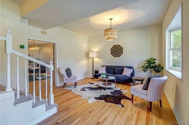 Building Photo - Quiet Cozy Northside Home for Rent