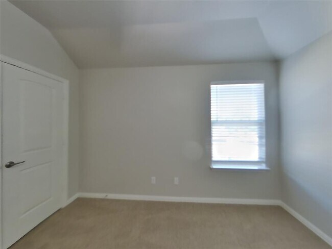 Building Photo - 1913 Colony Glen Ln