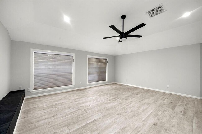 Building Photo - 13234 Boyer Ln