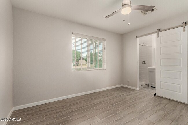 Building Photo - 501 E El Camino Dr