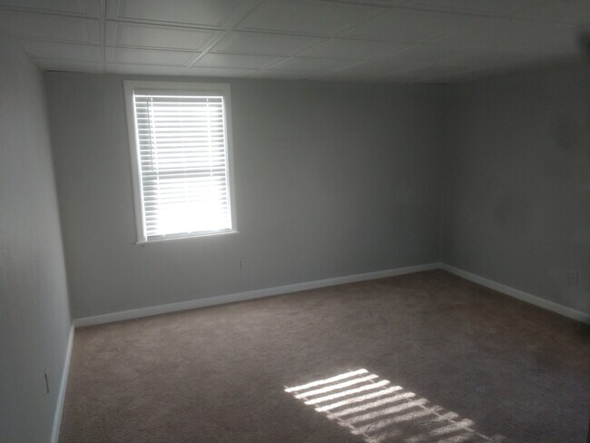 Building Photo - 4054 Howley St