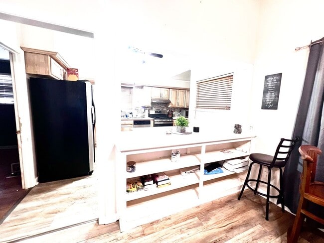 Building Photo - Rental Property