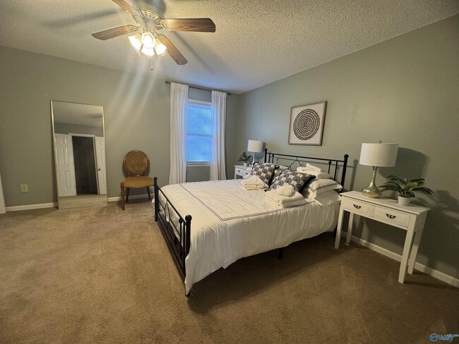 Building Photo - 6928 Steeplechase Dr NW