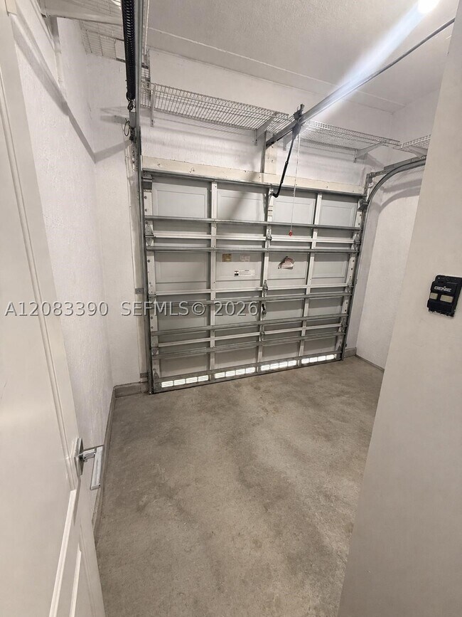 Building Photo - 14959 SW 9th Ln