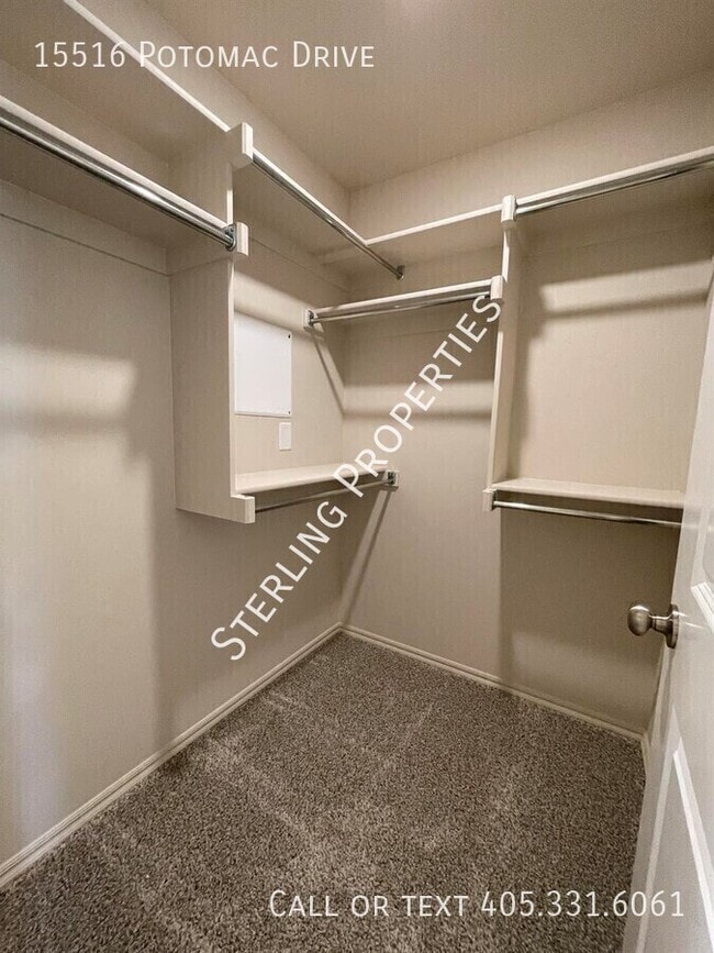 Building Photo - 15516 Potomac Dr