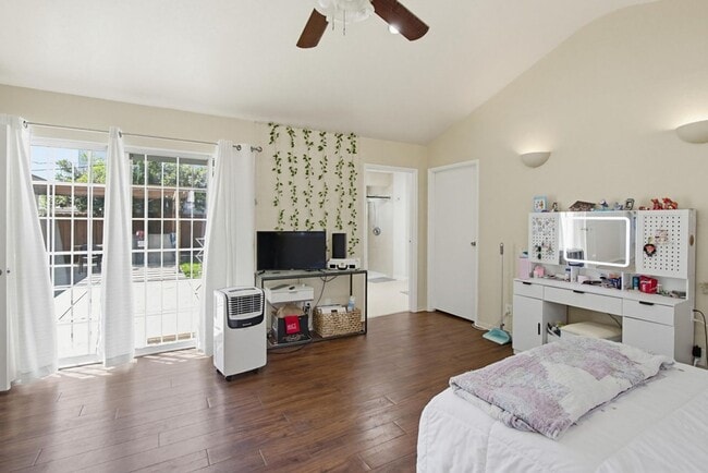 Building Photo - Spacious 5BR Home Near SDSU – Ideal for Students or Families