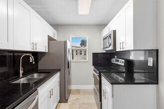 Building Photo - 3242 Coral Ridge Dr