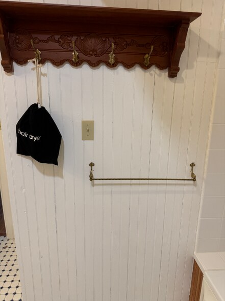 Building Photo - 14 Purtill Ave