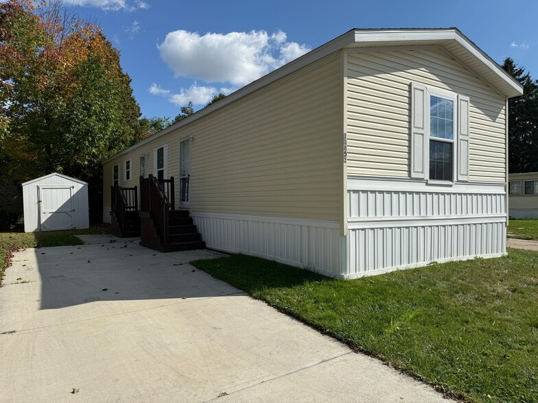 Building Photo - 11853 Cascade Cir