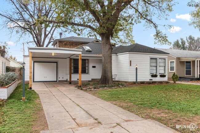 Building Photo - 1644 Ardath Ave