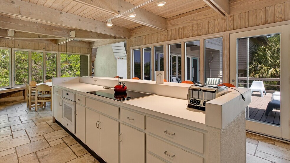 Building Photo - 1217 Debordieu Blvd