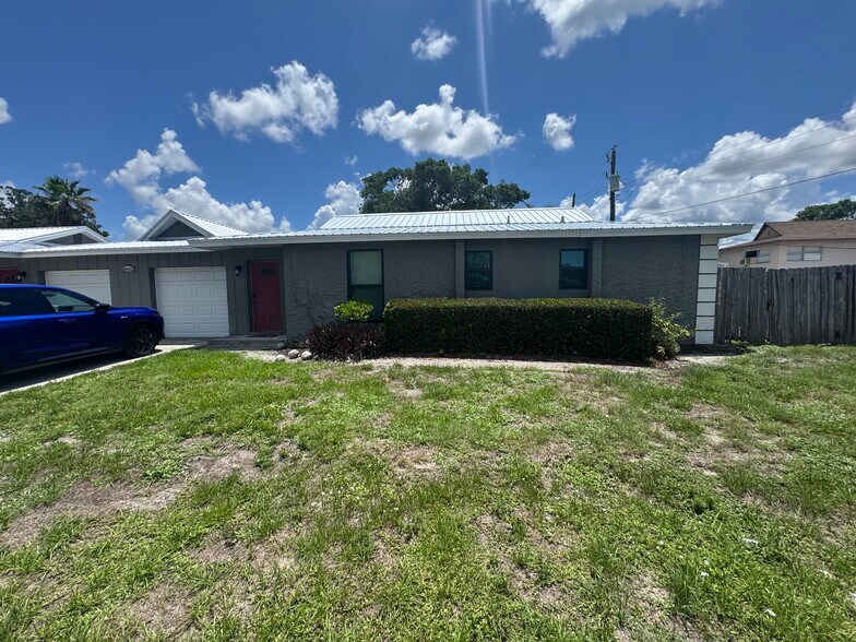 Building Photo - 27731 Arroyal Rd
