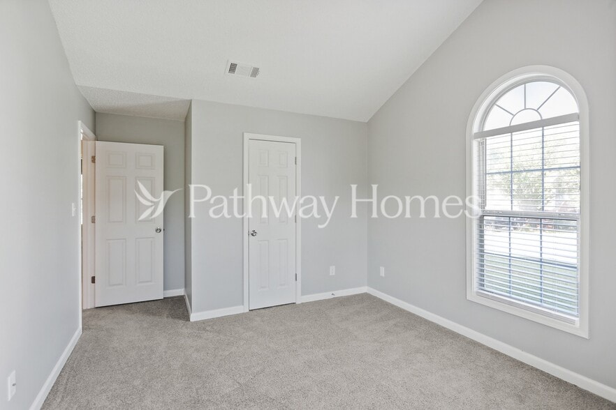 Building Photo - 449 Eagles Nest Way