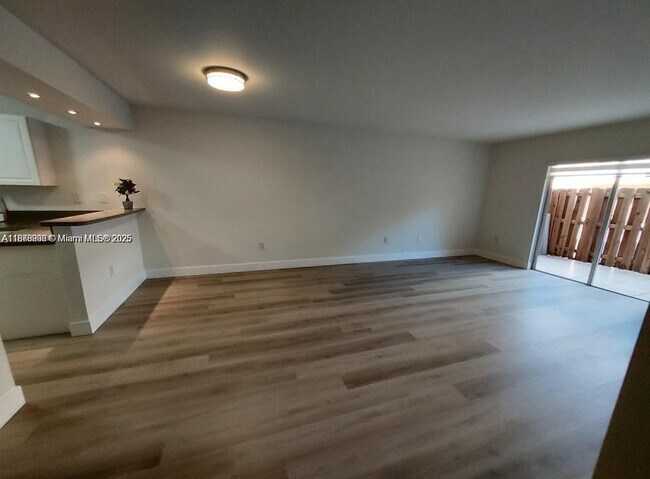 Building Photo - 14911 SW 80th St