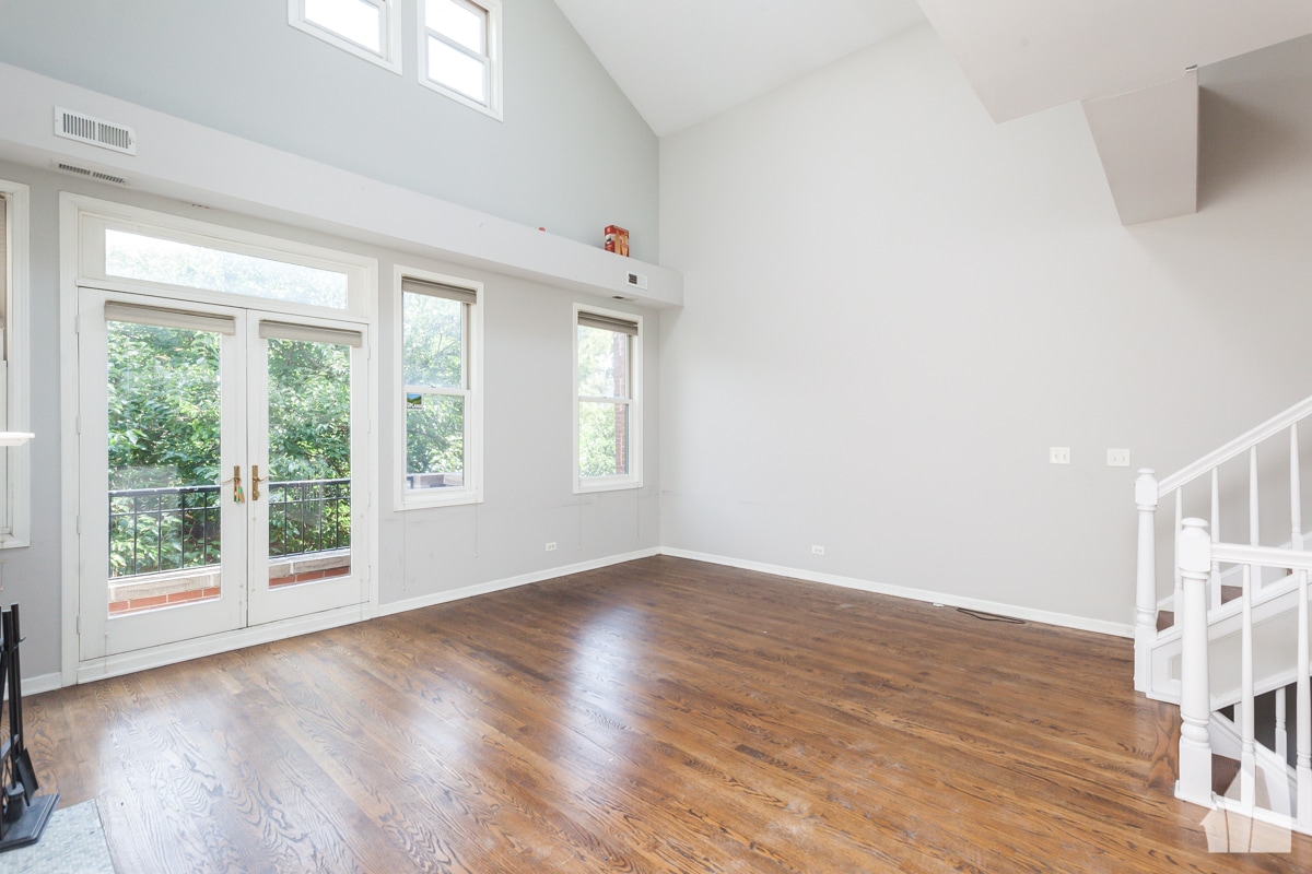 Building Photo - 1038 N Marshfield Ave