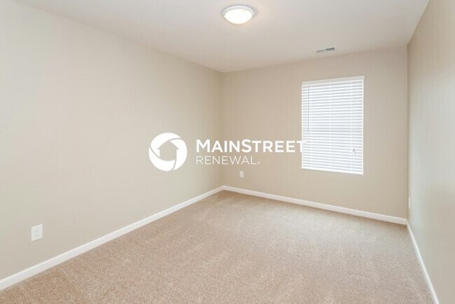 Building Photo - 4 Bedroom Pet-Friendly Home in Warrior, AL with Main Street Renewal