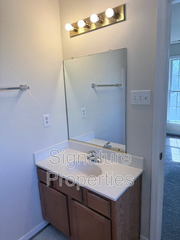 Building Photo - 5201 Hallmark Dr