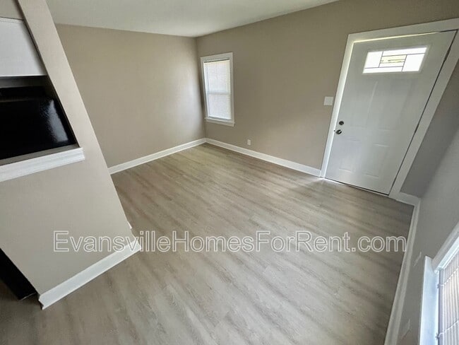 Building Photo - 1206 S 1208 Boeke Rd