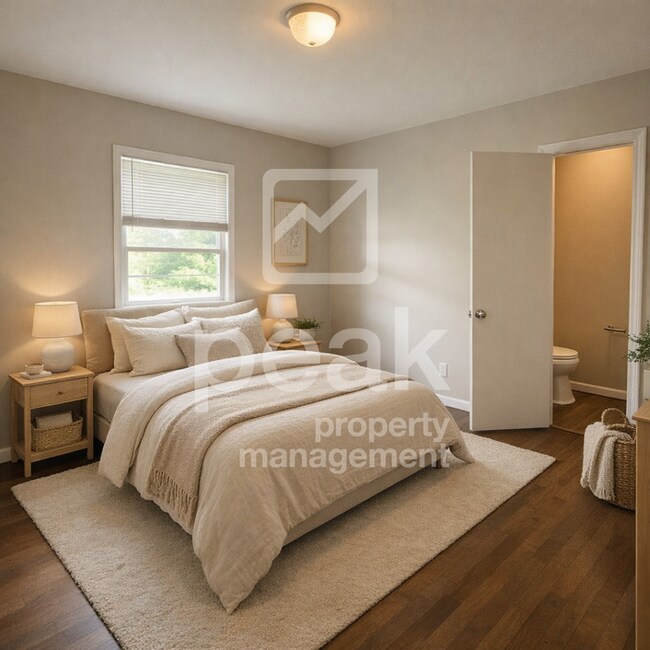 Building Photo - $1,150! 3Bed/ 1.5 Bath House! Apply by 3/19 to get half off your first month.