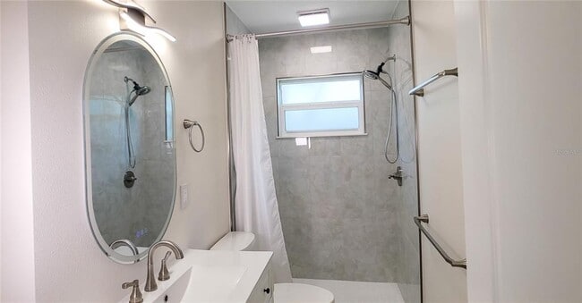 Building Photo - 4018 29th Ave W