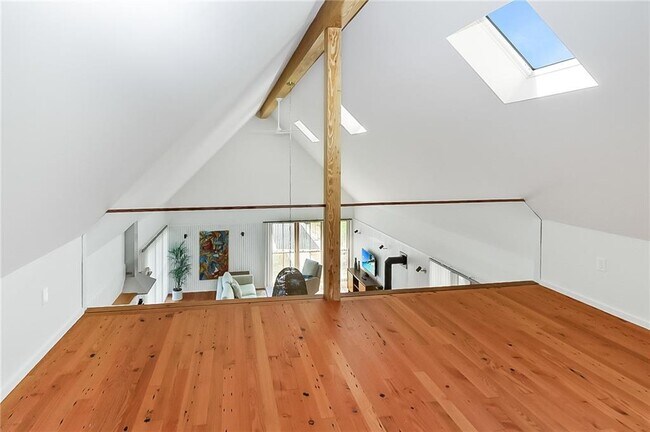 Building Photo - 10 Wyndham Hill Rd