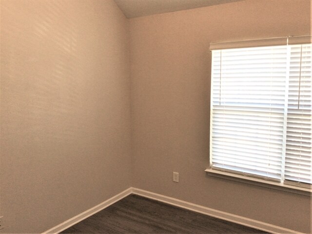 Building Photo - 7636 Hidden Creek Dr