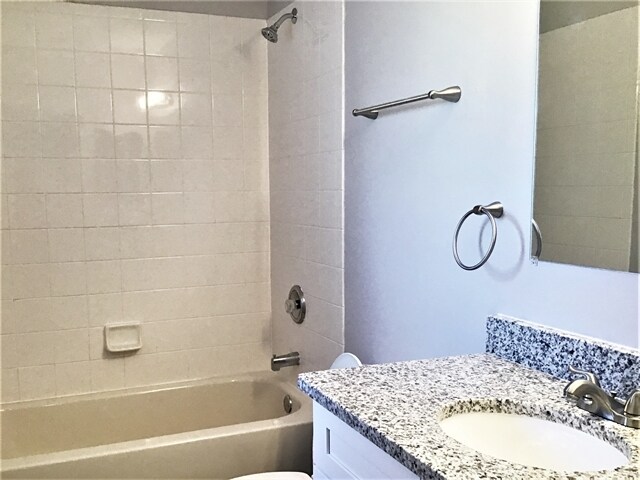 Building Photo - 3508 Tern Hollow Dr