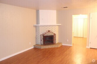 Building Photo - 1550 Blountstown St