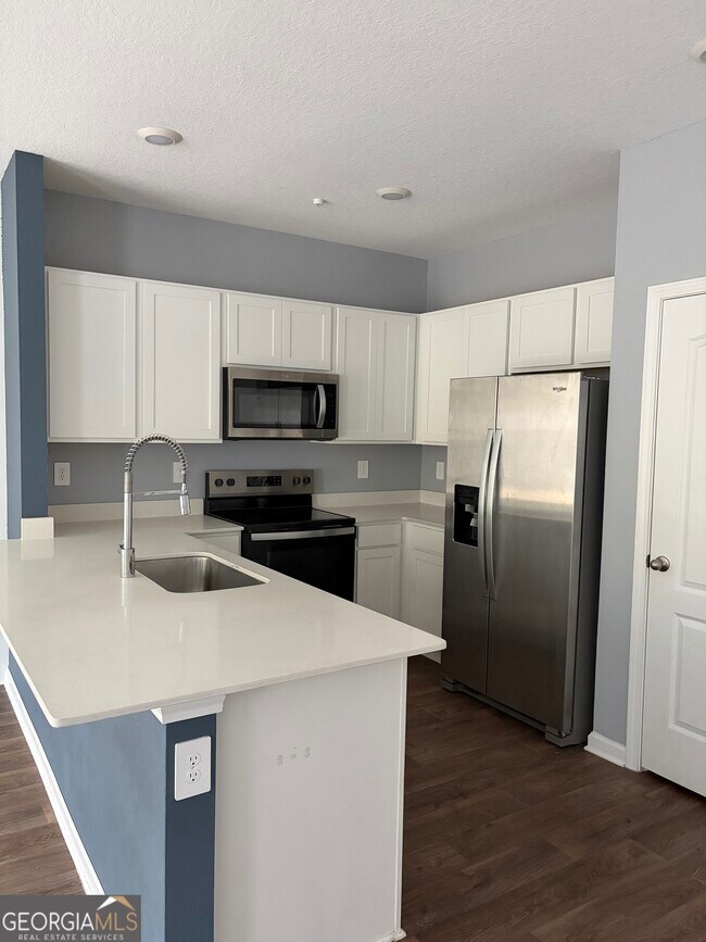 Building Photo - 152 Deep Bay Cir