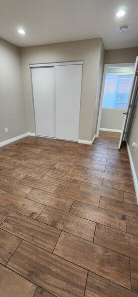 Building Photo - 10405 Anzac Ave