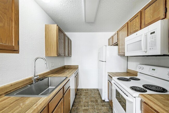 Building Photo - 518 Cutty Trail