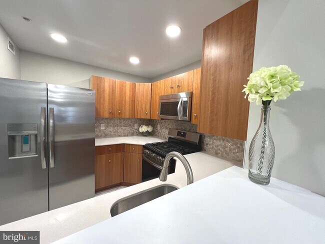 Building Photo - 12020 Taliesin Pl