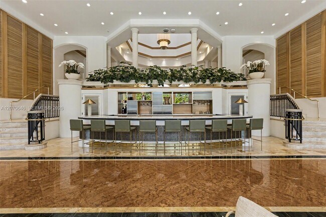 Building Photo - 731 Crandon Blvd