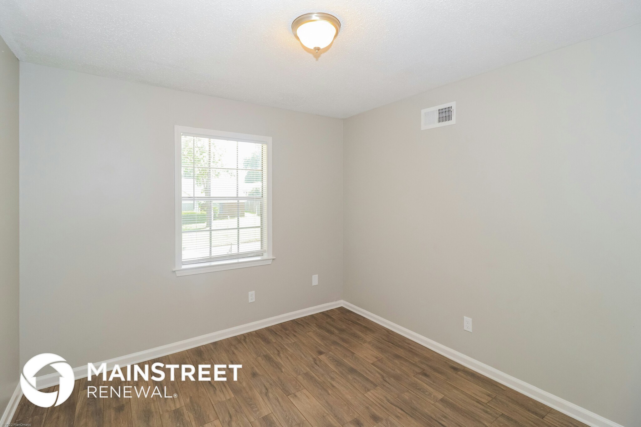 Building Photo - 5380 Albemarle Dr