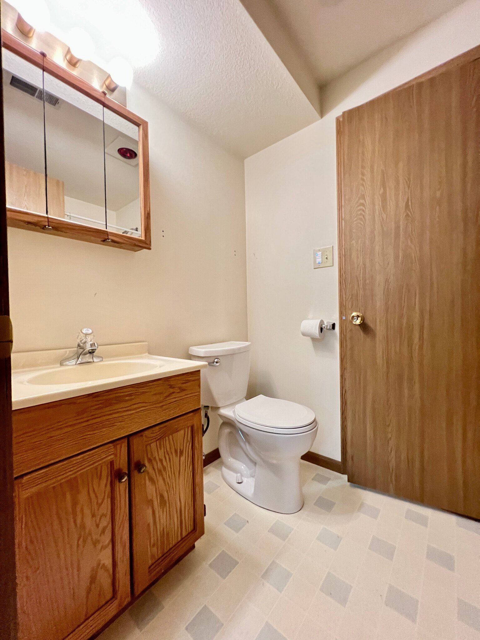 Basement bathroom - 1019 SW Kent Pl