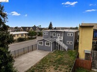 Building Photo - 400 Bissell Ave