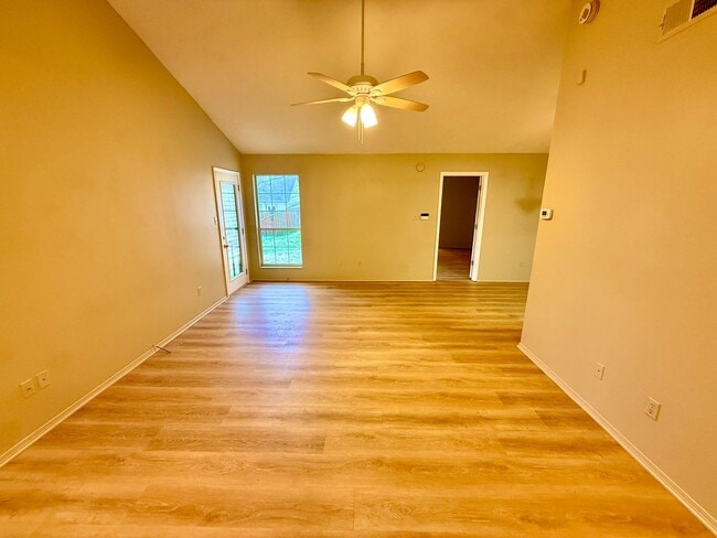 Building Photo - 2705 Beartooth Way