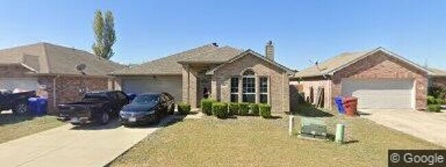 Building Photo - Stylishly Updated 3-Bedroom Home with Modern Touches & Prime Location!