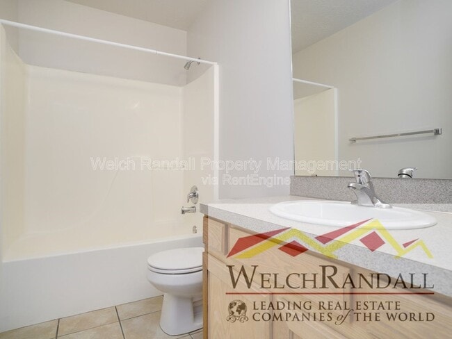 Building Photo - 1428 N 2575 E