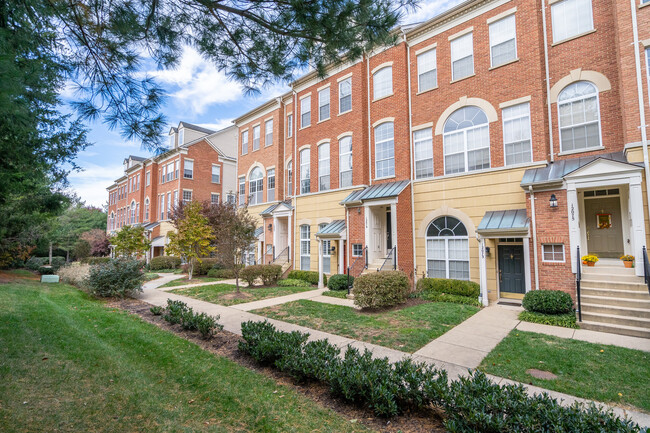 12079 Trumbull Way, Reston VA 20190 - 12079 Trumbull Way