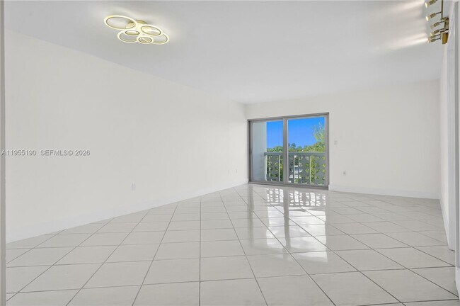 Building Photo - 4141 Nautilus Dr